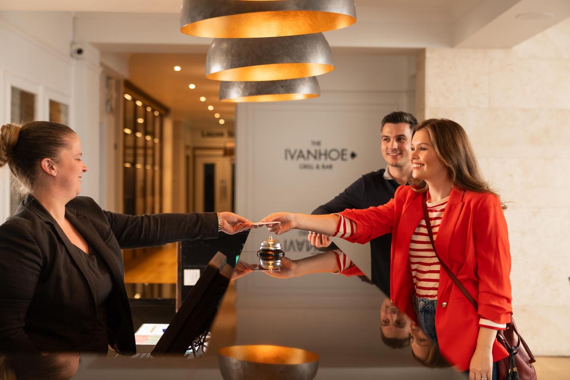 בלפסט Ivanhoe Inn And Hotel מראה חיצוני תמונה
