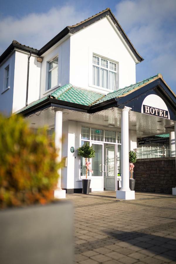 בלפסט Ivanhoe Inn And Hotel מראה חיצוני תמונה